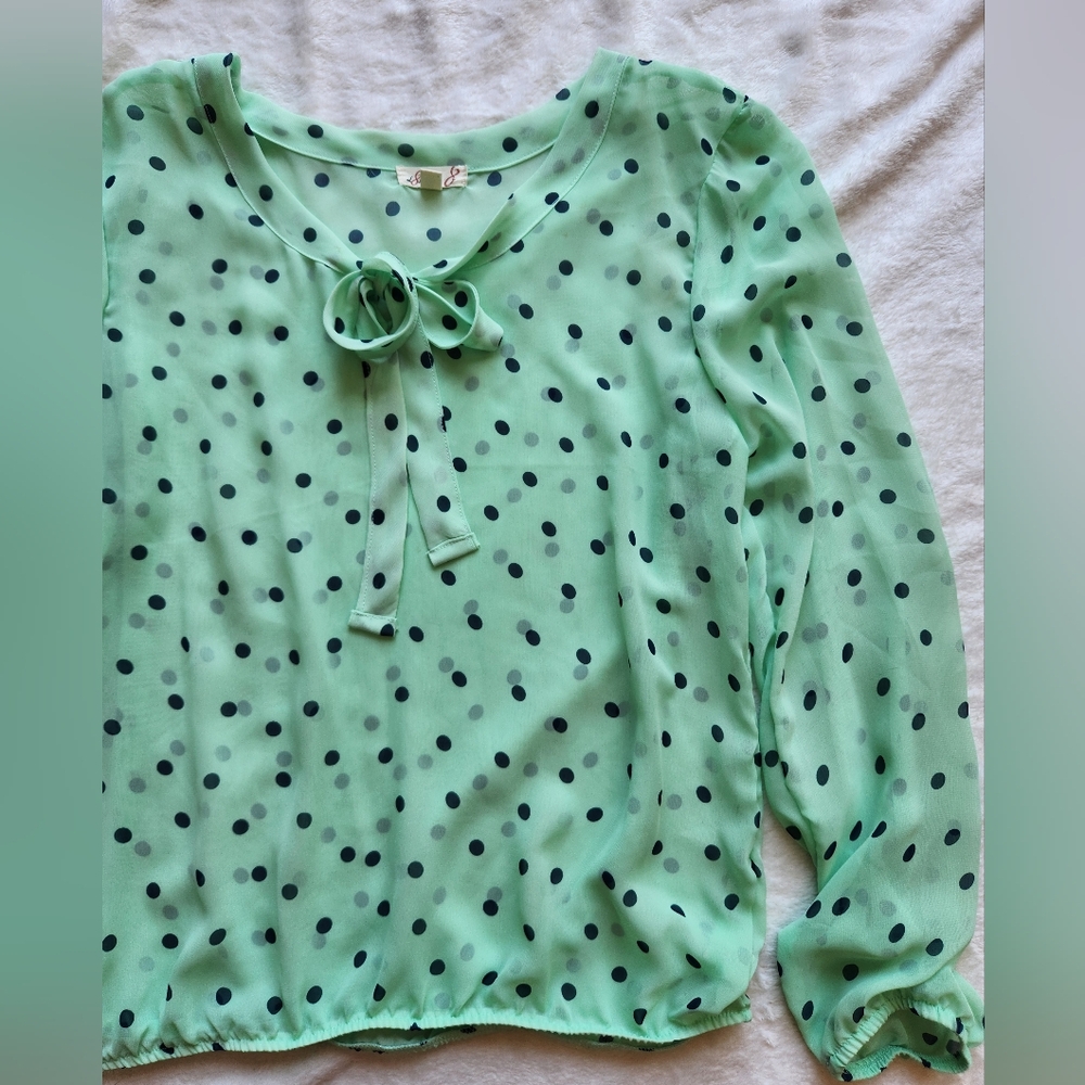 L8teR Green Tie Front Blouse with Relaxed Fit - Picture 2 of 4